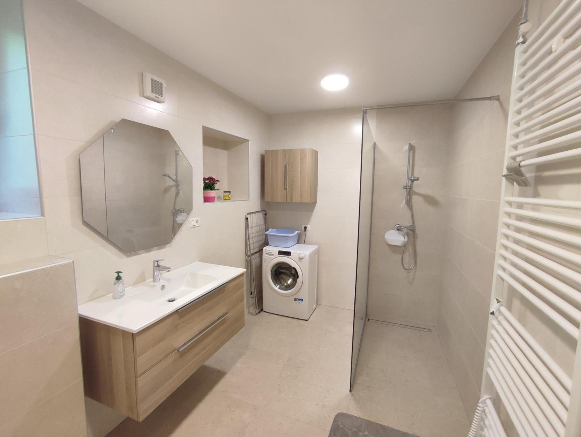 Apartma Moser Podnanos Екстериор снимка